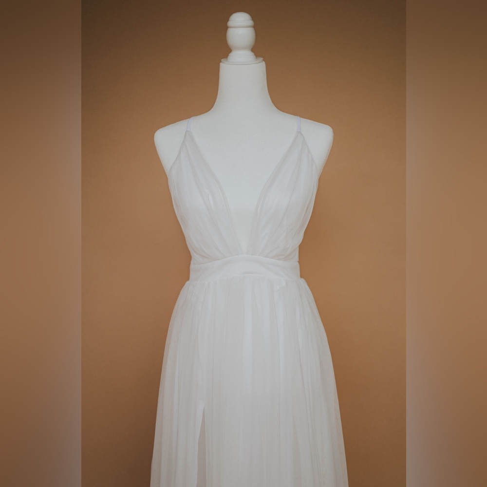 Elegant White Spaghetti Strap Dress
